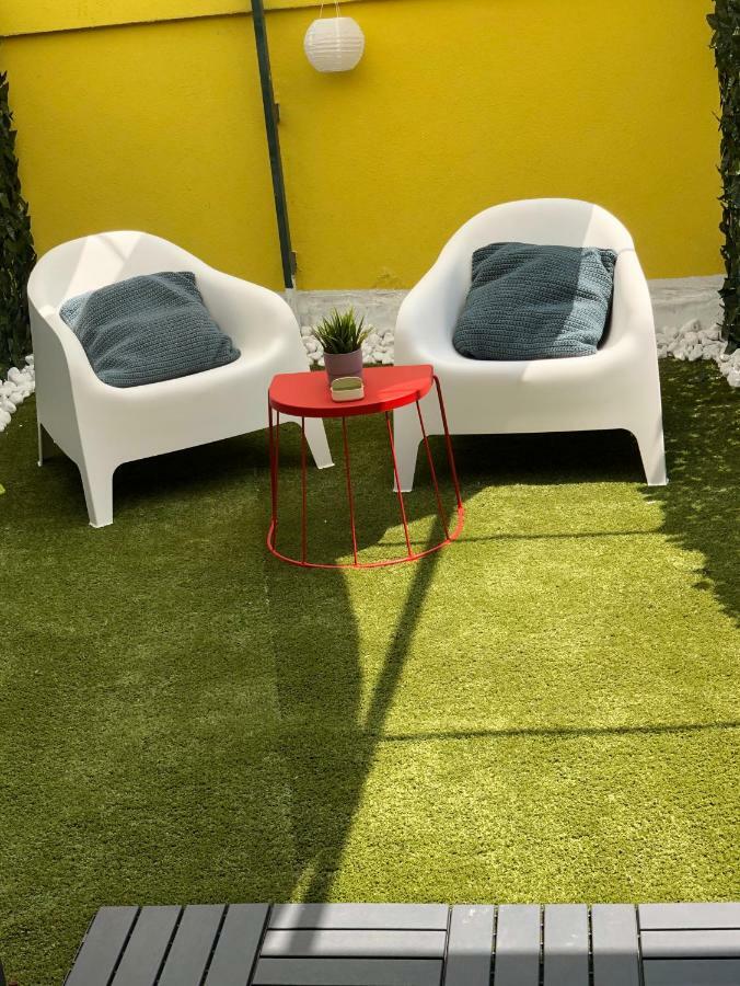 Irides Rooms A Un Passo Dai Parchi Divertimento Lazise Dış mekan fotoğraf